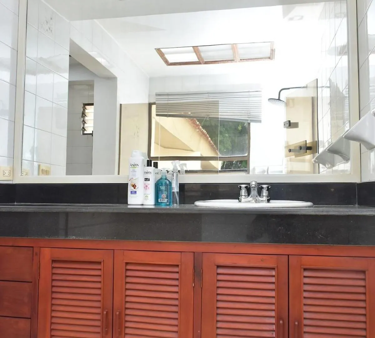 Spectacular Casa Ashley Villa Cali 0*,  Kolumbia